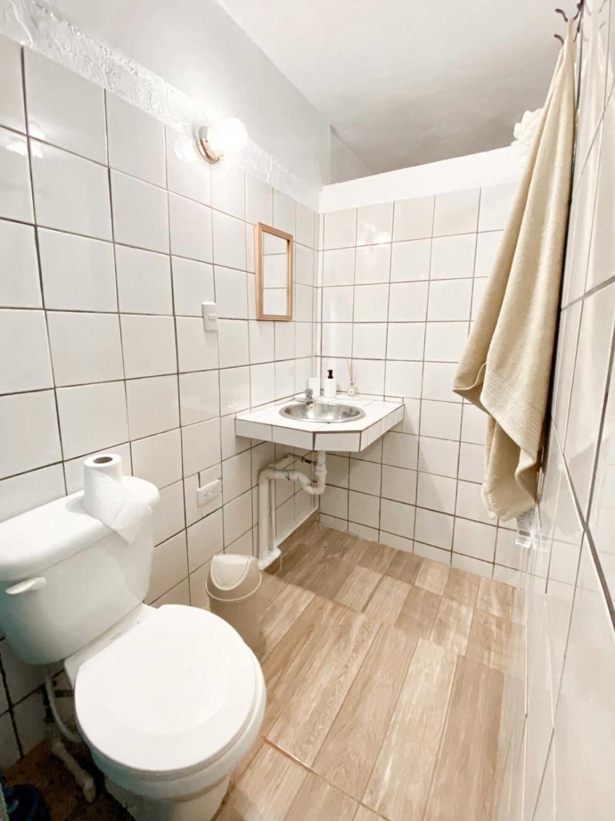 La Hacienda Guest House لاس غاليراس المظهر الخارجي الصورة